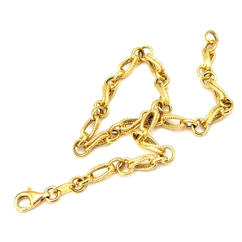 Bracciale catena e motivo retrò oro; 4.88 gr - 19.5 cm