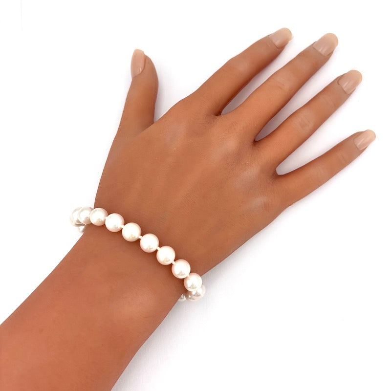 Bracciale perle Akoya e oro; 19 cm - 16.37 gr