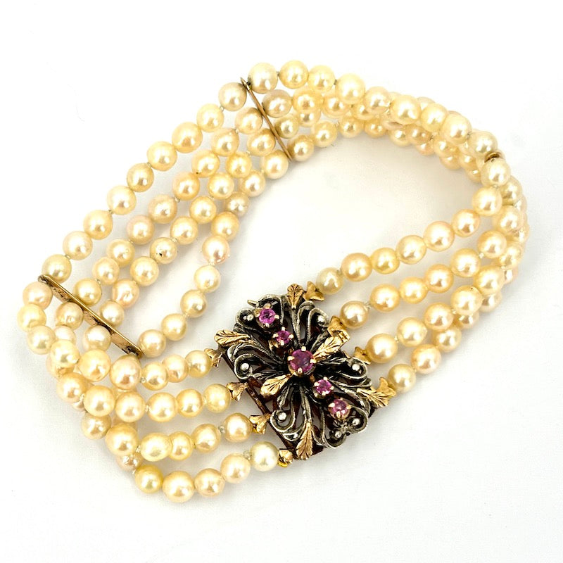 Bracciale perle a 4 fili con chiusura vintage rubini, oro e argento; 19.5 cm - 30.01 gr