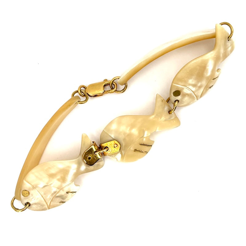 Bracciale pesci madreperla e oro giallo; 9.95 gr - 19 cm