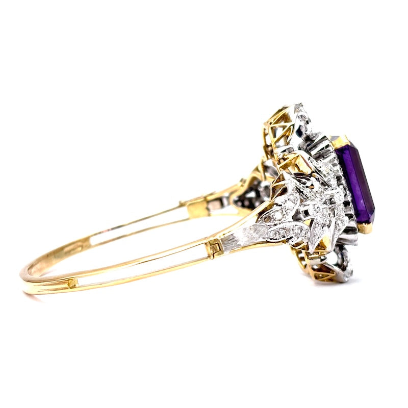 Bracciale rigido capolavoro antico, ametista, brillanti e smalti, in oro; 45.3 gr