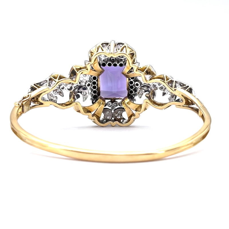 Bracciale rigido capolavoro antico, ametista, brillanti e smalti, in oro; 45.3 gr