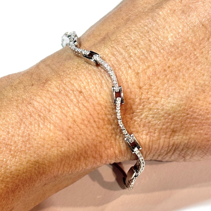 Bracciale tennis onde oro bianco e brillanti - 0.30-0.40 ct; 10.5 gr - 15.3 cm