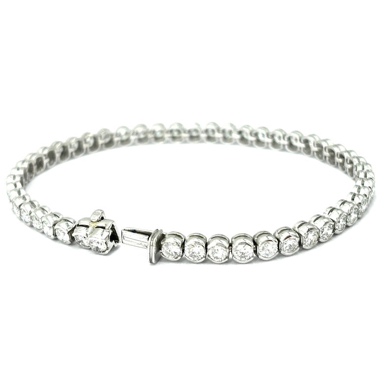 Bracciale tennis oro bianco e brillanti - 5.49 ct; 15.76 gr - 17.5 cm