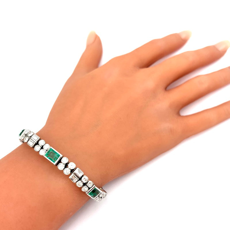 Bracciale tennis smeraldi, diamanti, oro bianco - capolavoro; 19.5 cm - 34.3 gr