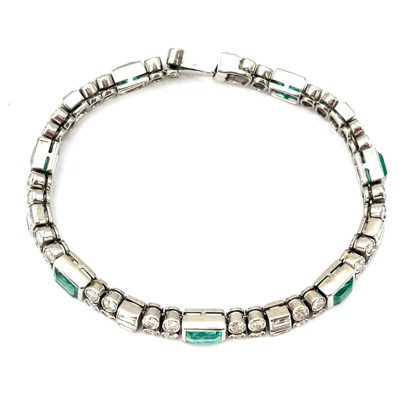 Bracciale tennis smeraldi, diamanti, oro bianco - capolavoro; 19.5 cm - 34.3 gr