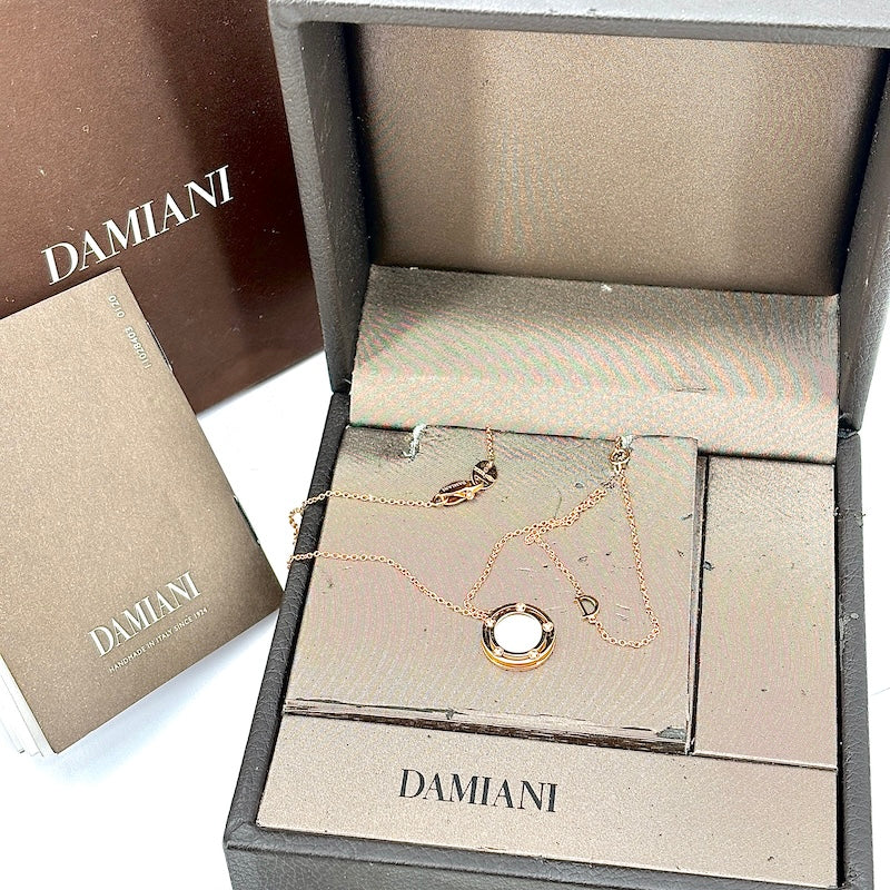 Ciondolo Damiani D Side, madreperla, oro rosa e brillanti; 5.56 gr