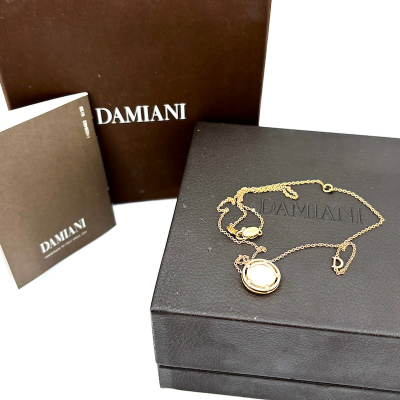 Ciondolo Damiani D Side, madreperla, oro rosa e brillanti; 5.56 gr