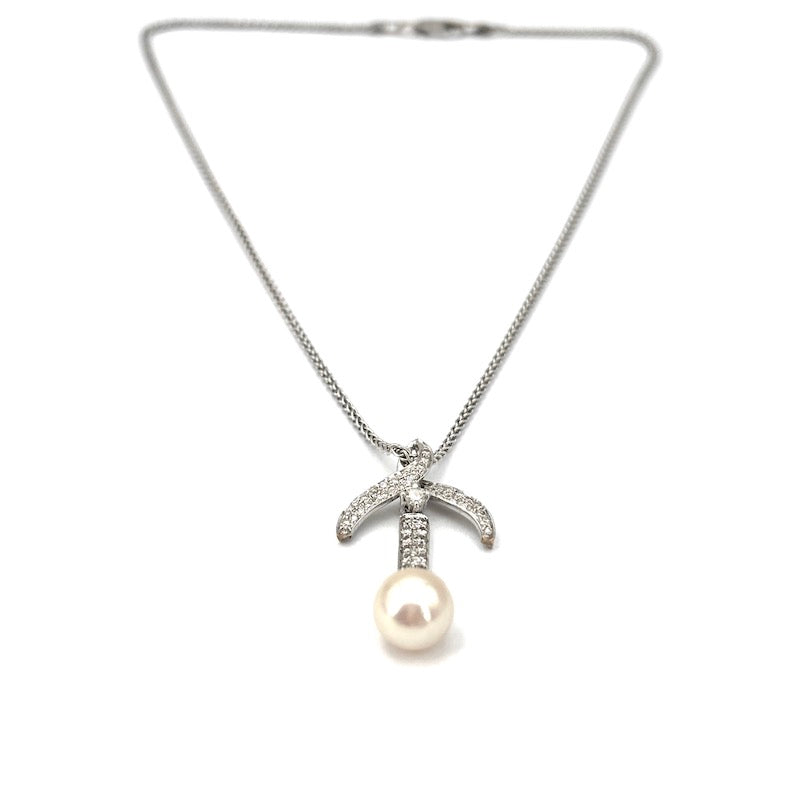Ciondolo ancora brillanti e perla Akoya, oro bianco; 6.81 gr