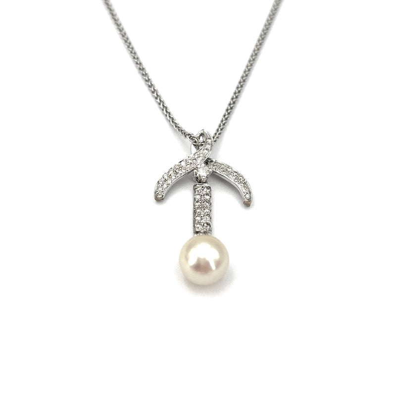 Ciondolo ancora brillanti e perla Akoya, oro bianco; 6.81 gr