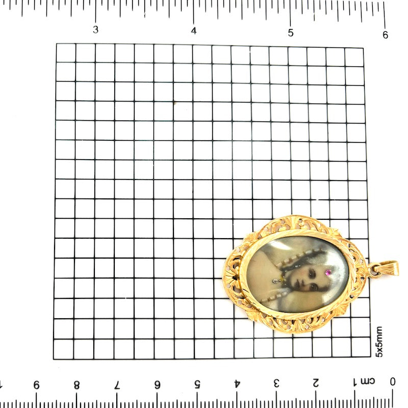 Ciondolo antico, con doppia miniatura dama dipinta a mano, fronte e retro, oro; 9.87 gr
