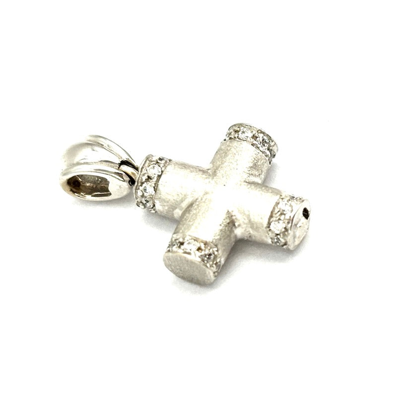 Ciondolo croce oro bianco e zirconi; 2.93 gr