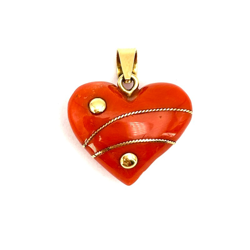 Ciondolo cuore corallo e oro giallo; 4.90 gr