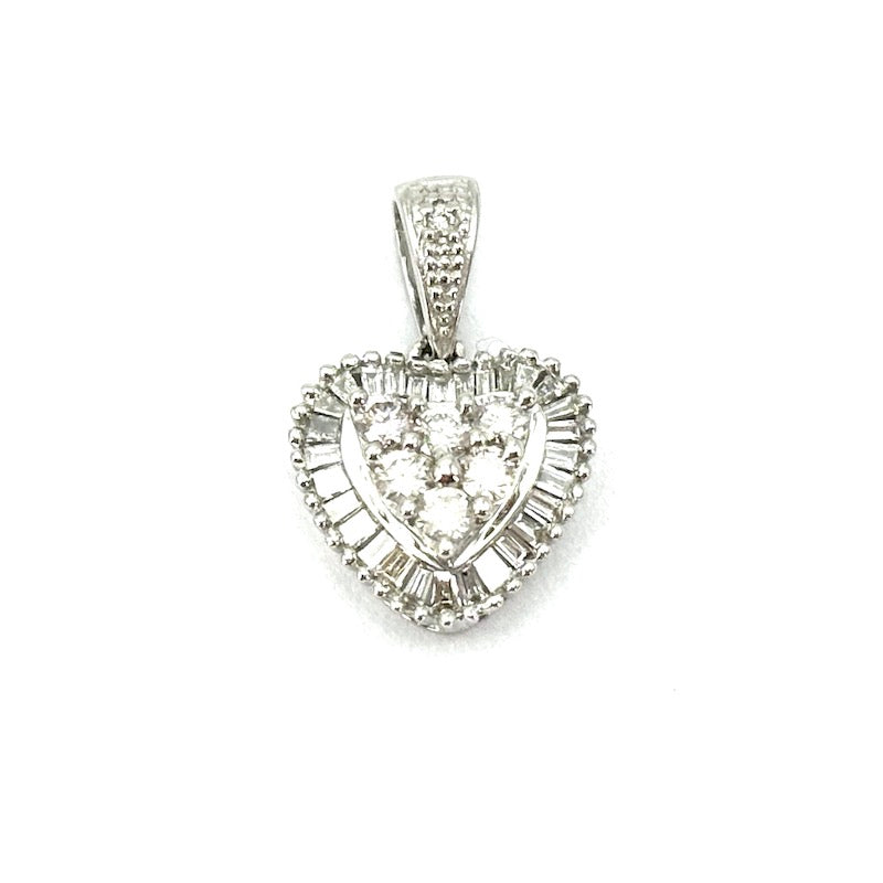 Ciondolo cuore diamanti, oro bianco; 1.27 gr