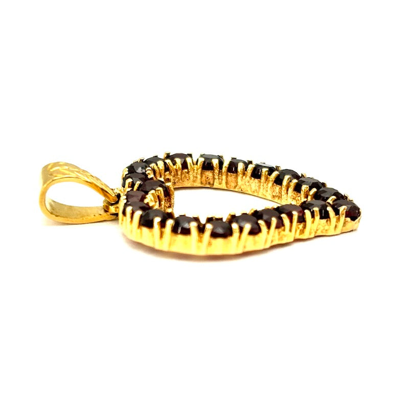 Ciondolo cuore granati e oro giallo - 3 cm x 2.1 cm; 4.31 gr