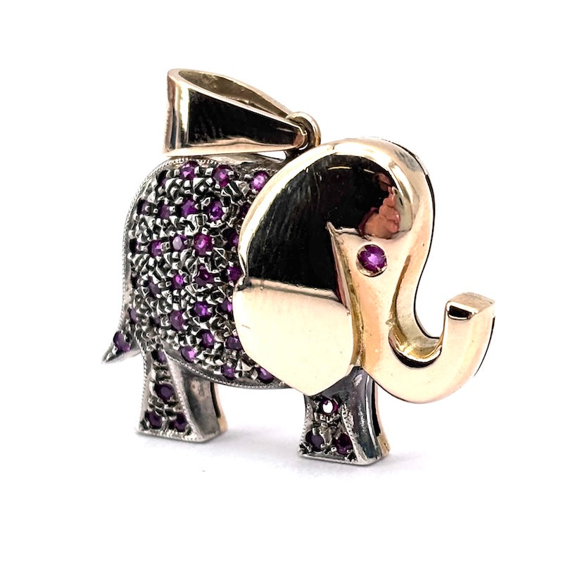 Ciondolo elefante in stile, rubini; 10.48 gr