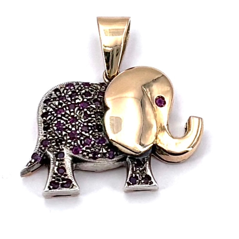Ciondolo elefante in stile, rubini; 10.48 gr