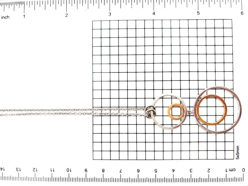 Ciondolo maxi design cerchi oro bianco e rosa con catenina; 9.33 gr
