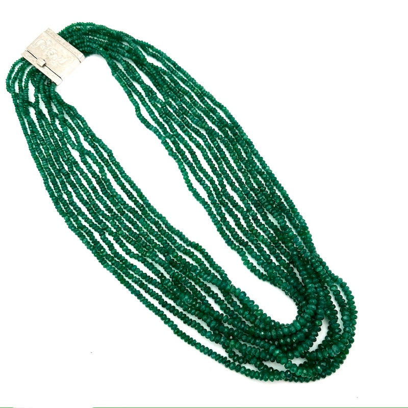 Ingrandisci