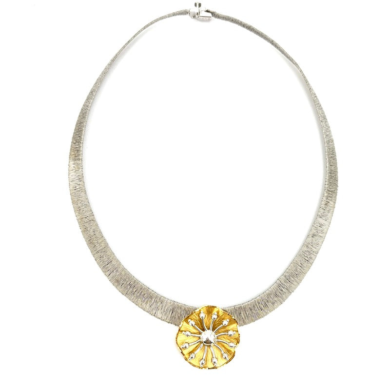 Collana collier girocollo con centrale design, oro bianco e giallo; 43.5 cm, 30.06 gr