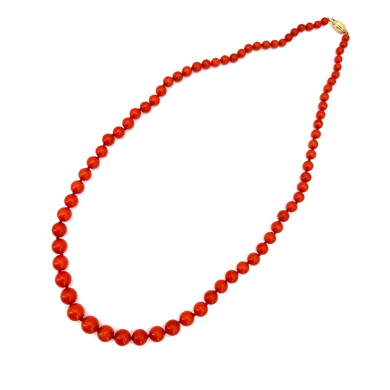 Collana corallo a sfere, a scalare e oro - 33.94 gr; 57 cm