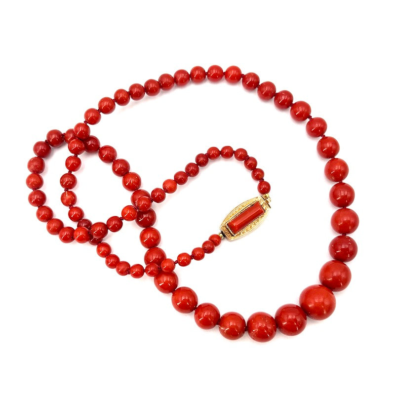 Collana corallo a sfere, a scalare e oro - 50.46 gr; 60 cm