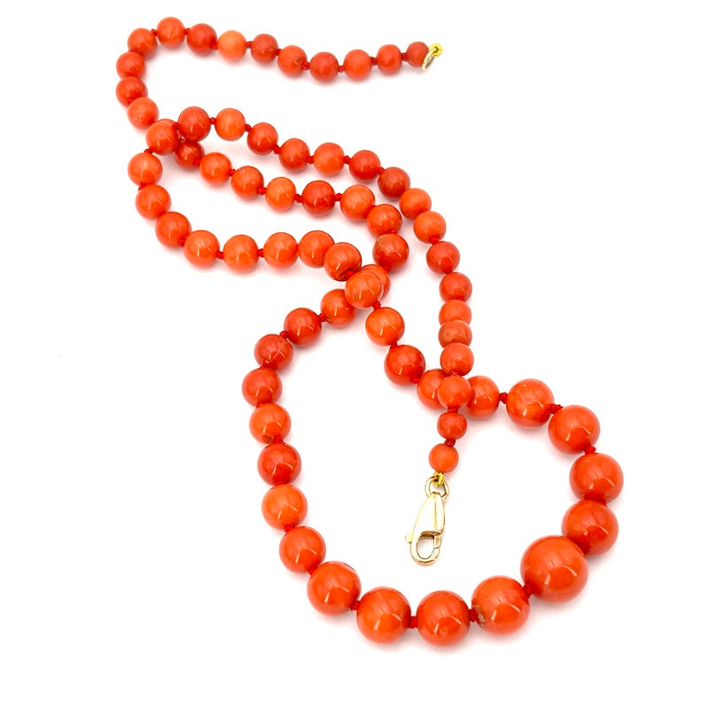 Collana corallo a sfere, a scalare e oro - 43.29 gr