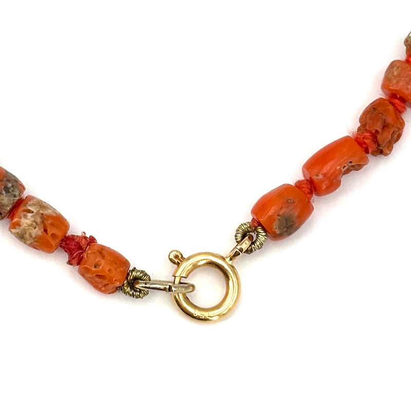 Collana lunga corallo etnico a scalare.  190 cm - 165 gr