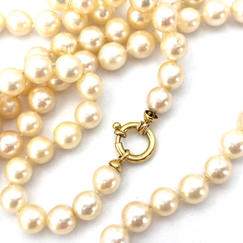 Collana perle Akoya, lunga 135 cm, oro; 90.69 gr