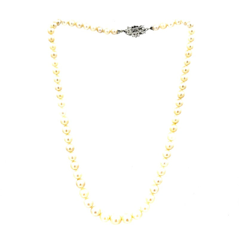 Collana perle a scalare, chiusura in stile oro bianco, rubini e perla; 36.02 gr - 47 cm