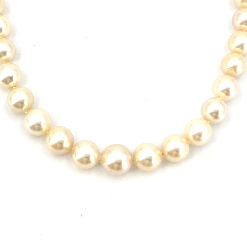 Collana perle a scalare, chiusura oro bianco, tormalina e brillanti; 40.57 gr - 51 cm