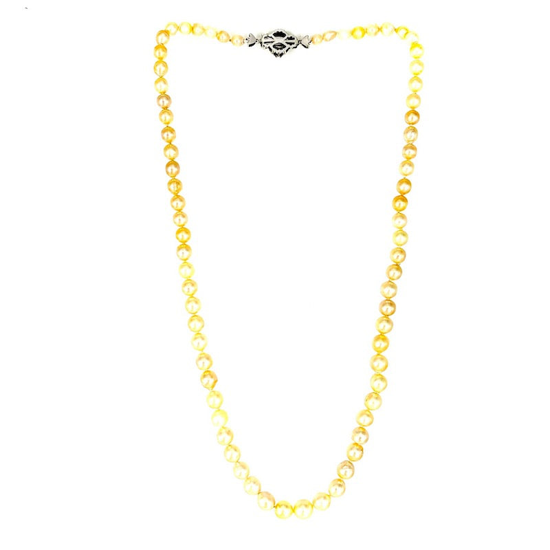 Collana perle baroccate a scalare, chiusura in stile oro bianco e zaffiri; 61 cm - 51.12 gr