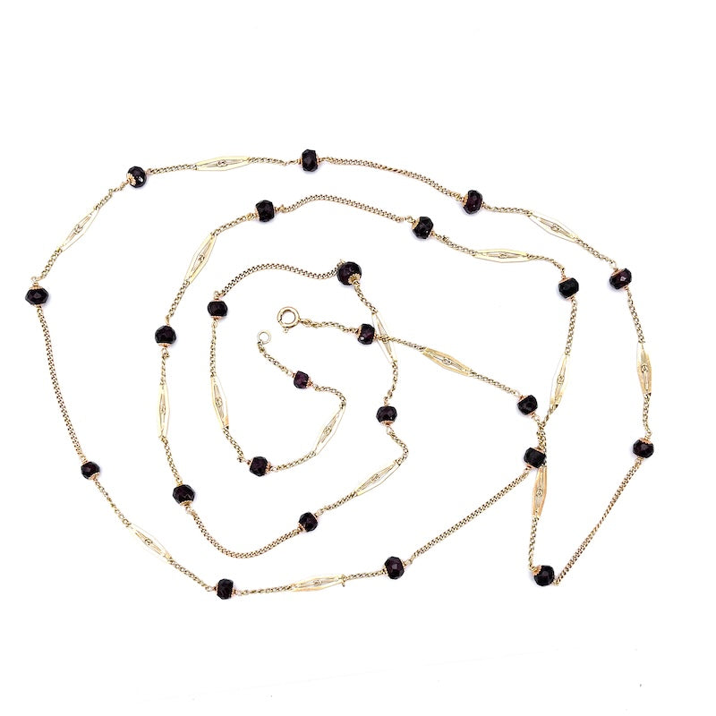 Collana vintage lunga, granato e catena alternata losanghe oro - 130 cm; 27.98 gr