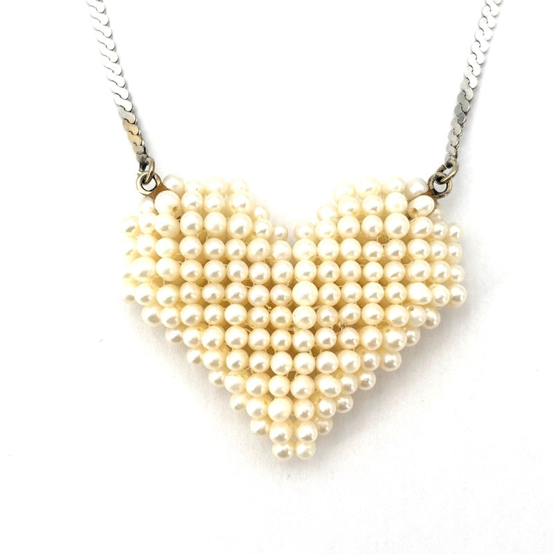 Collier cuore microperle oro bianco; 18.18 gr - 44 cm