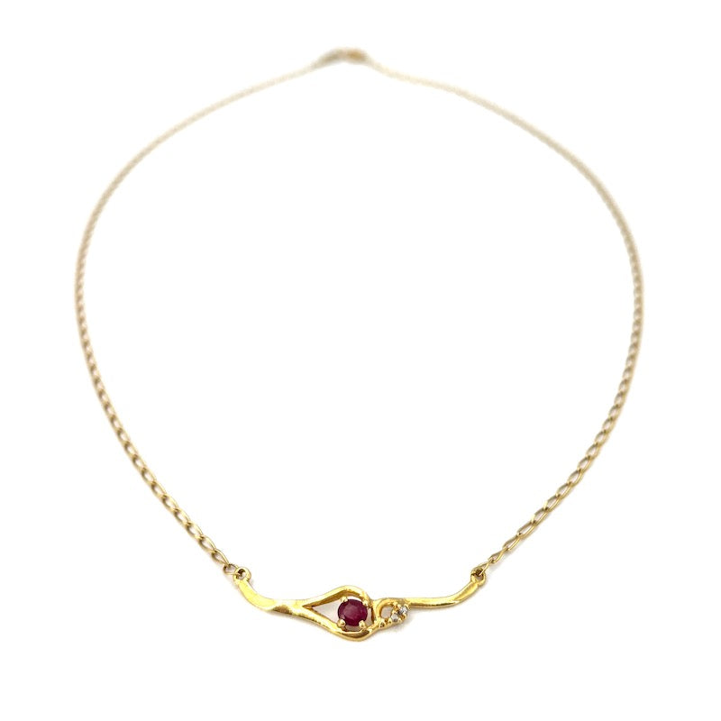 Collier girocollo vintage oro giallo e rubino; 3.33 gr