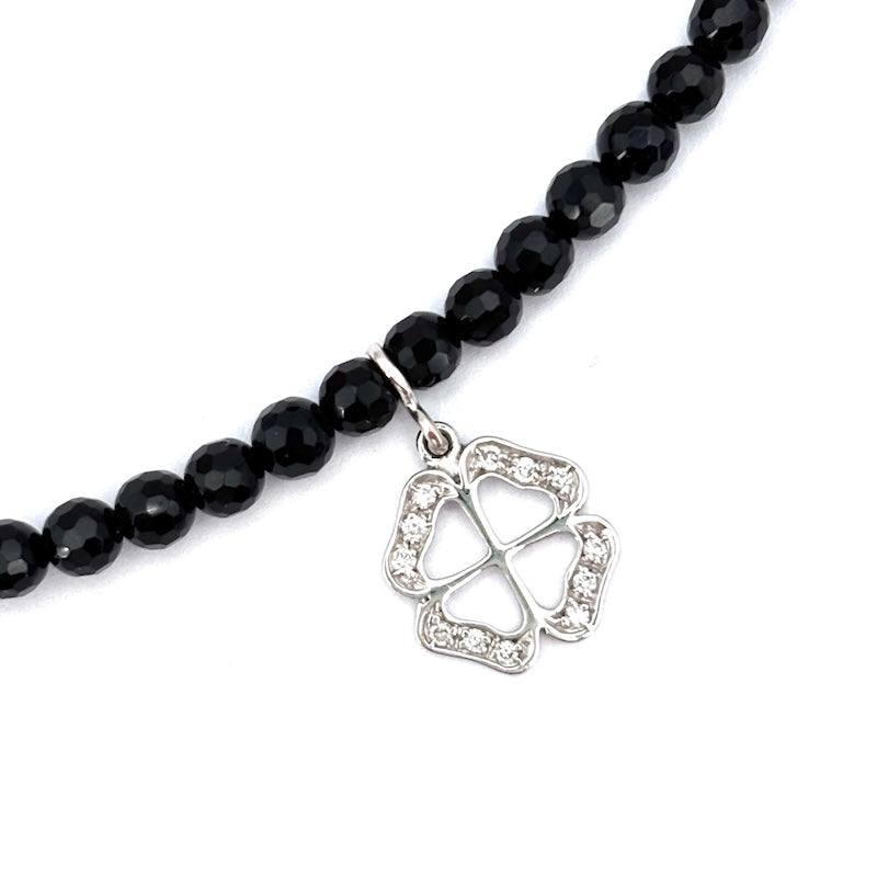 Collier strangolino onice, brillanti e oro, charms porta fortuna; 14.5 gr