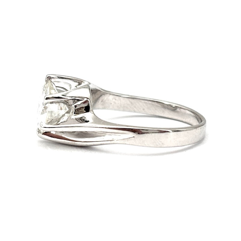 OCCASIONE Anello brillante solitario e oro, con certificato gemmologico - 1.35 ct; 5.2 gr