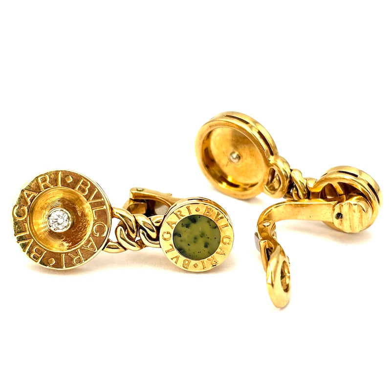Orecchini Bvlgari, collezione BVLGARI, oro giallo, giada e brillanti, pendenti - 2.8 cm; 16 gr