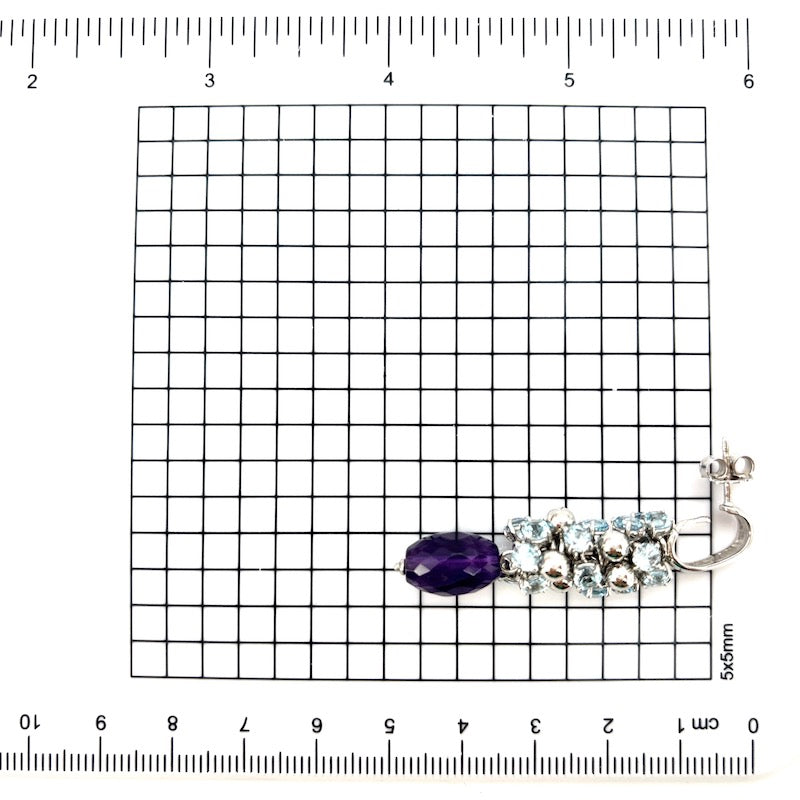 Orecchini ametiste, grappoli topazi azzurri e oro bianco, pendenti - 15.97 gr; 4.9 cm