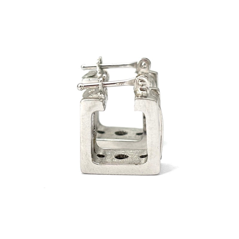 Orecchini anelle, oro bianco squadrate piene; 1.4 cm - 6.94 gr