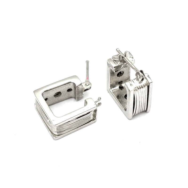 Orecchini anelle, oro bianco squadrate piene; 1.4 cm - 6.94 gr