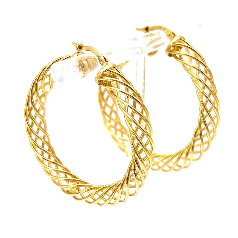 Orecchini anelle cerchi d'oro giallo, traforati a torciglioni; 12.38 gr - 4.3 cm