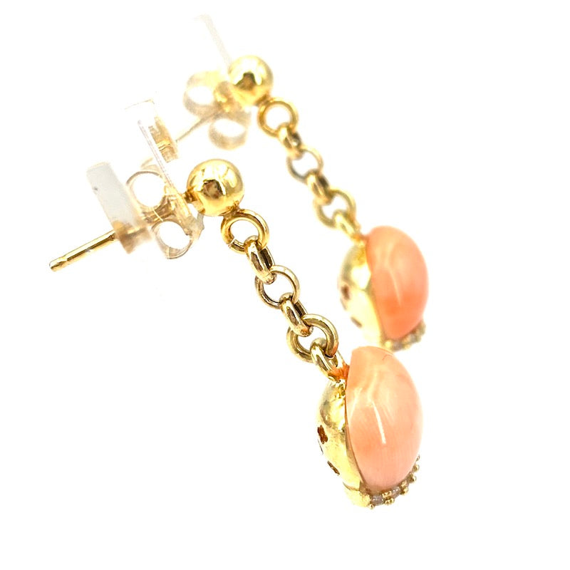 Orecchini camapanelle corallo rosa, pendenti a catenella, argento; 3.75 gr - 2.8 cm