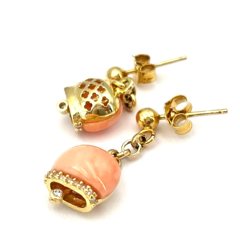 Orecchini camapanelle corallo rosa, pendenti a catenella, argento; 3.75 gr - 2.8 cm