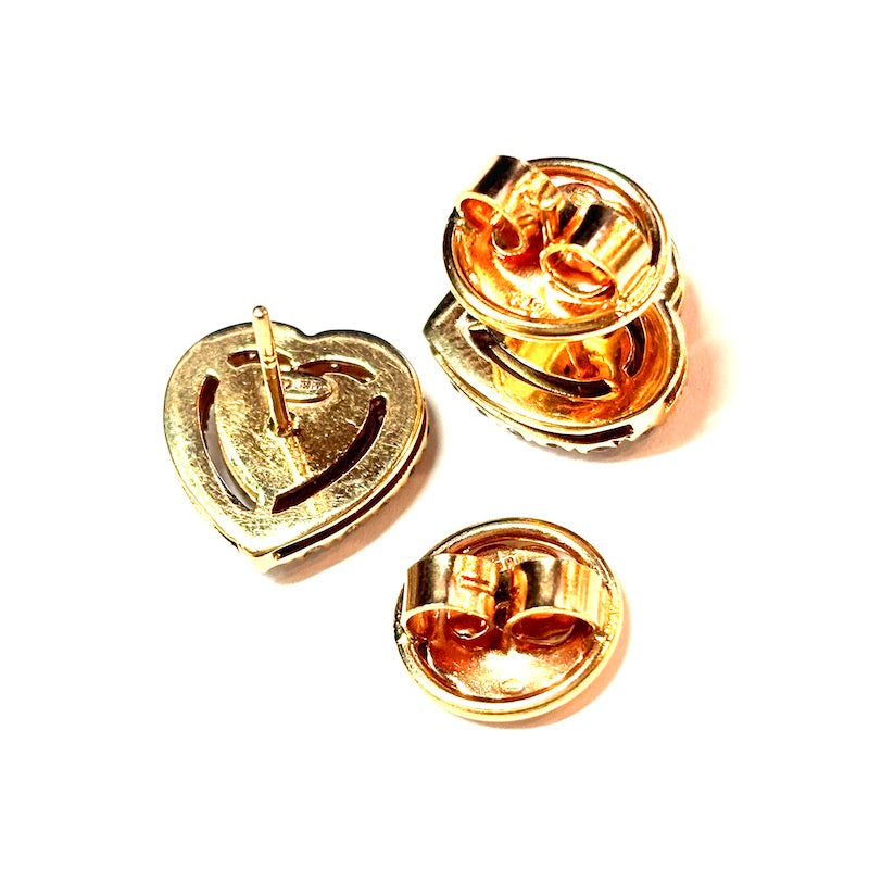 Orecchini cuori rubini, brillanti e oro rosa, al lobo; 7.31 gr