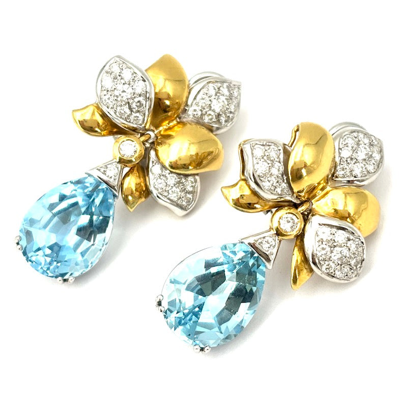 Orecchini pendenti acquamarina e brillanti, capolavoro in oro bicolore; 4 cm - 22.63 gr