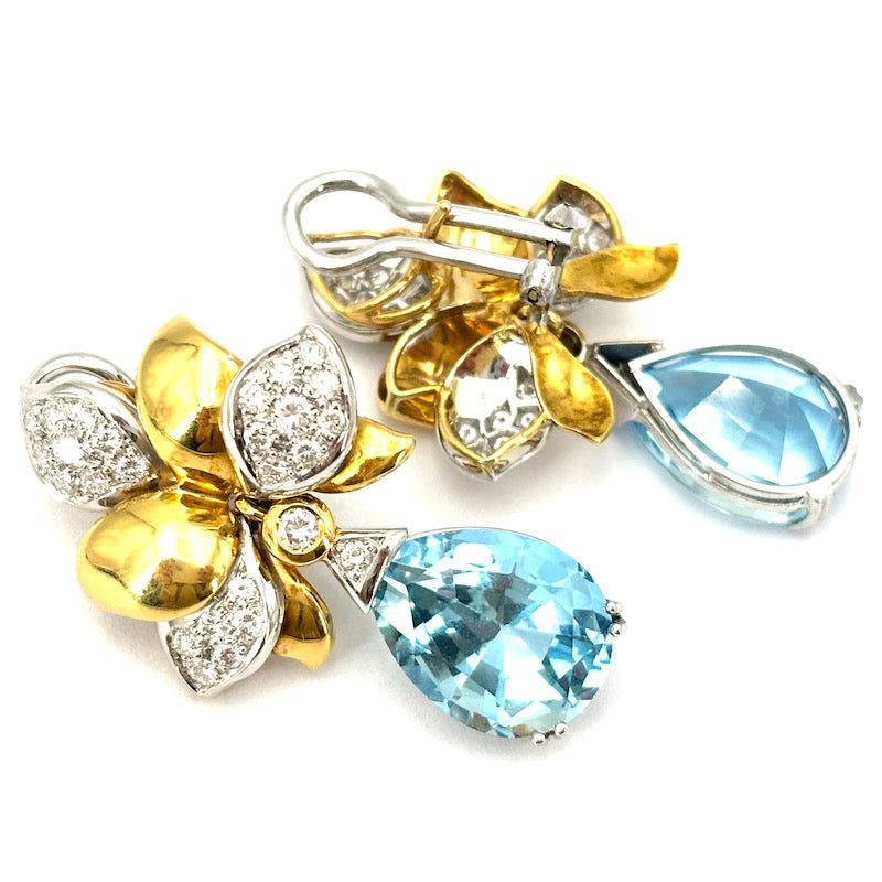Orecchini pendenti acquamarina e brillanti, capolavoro in oro bicolore; 4 cm - 22.63 gr