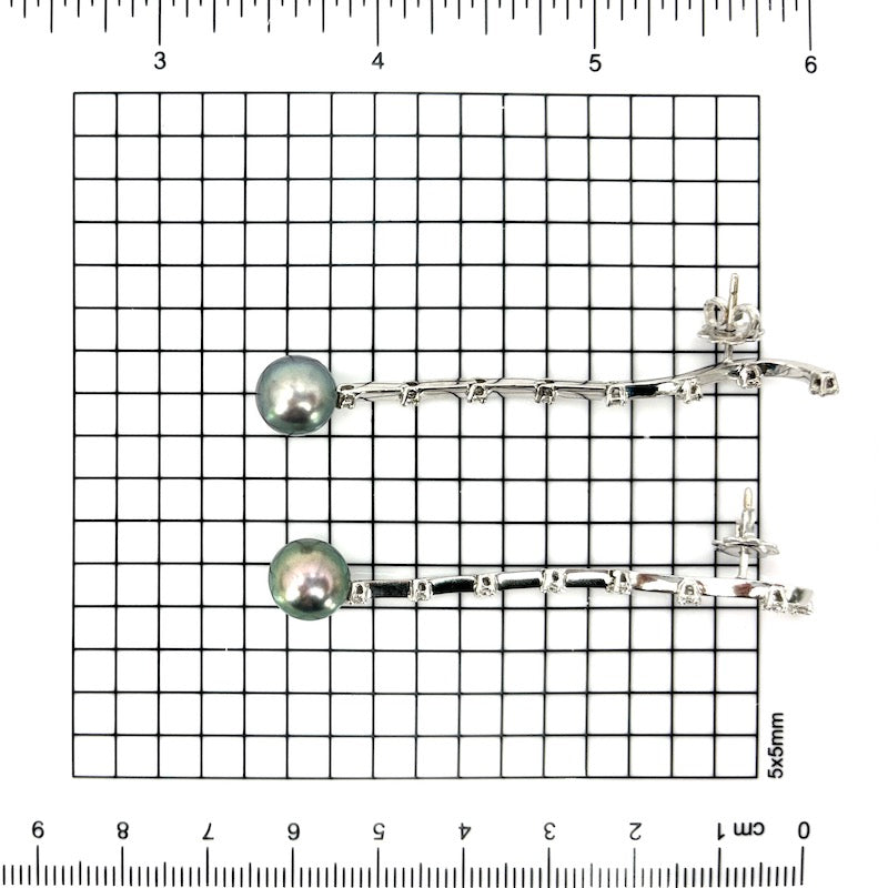 Orecchini pendenti perle tahitiane, brillanti, e oro; 8.05 gr - 6.4 cm