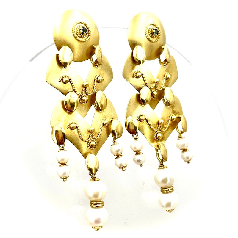 Orecchini pendenti vintage, chandelier, perle e oro - 7 cm; 17.45 gr