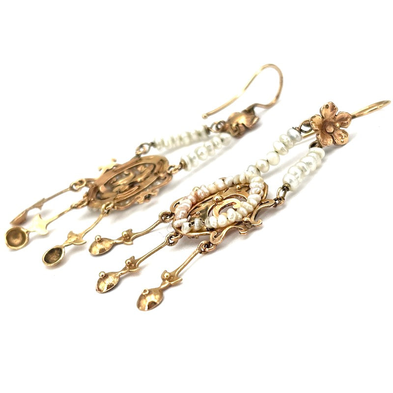 Orecchini pendenti vintage, microperle e oro - 7 cm; 7.83 gr